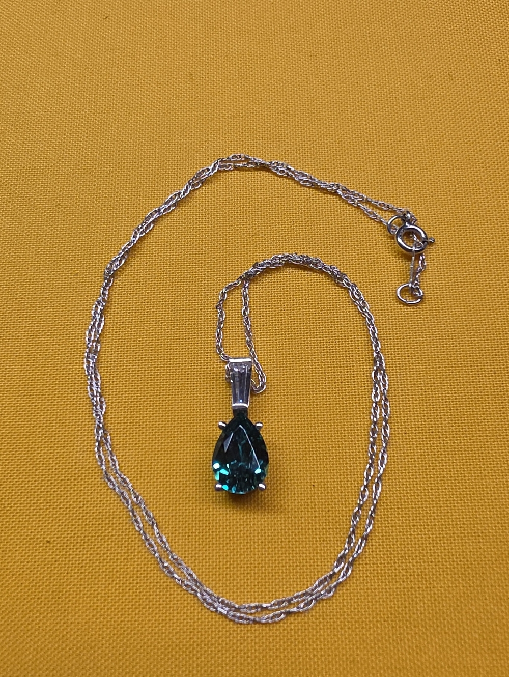 Teardrop Green Gem Pendant Necklace - Sterling - Marked DOCZ 925